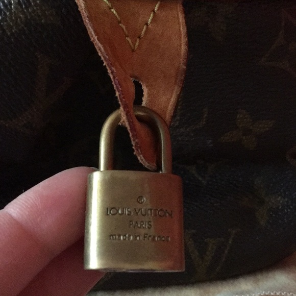 Louis Vuitton handbag - Picture 5 of 8